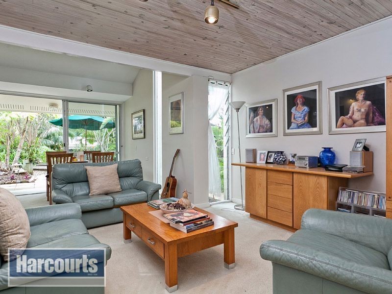 6 Madeira Street, The Gap QLD 4061