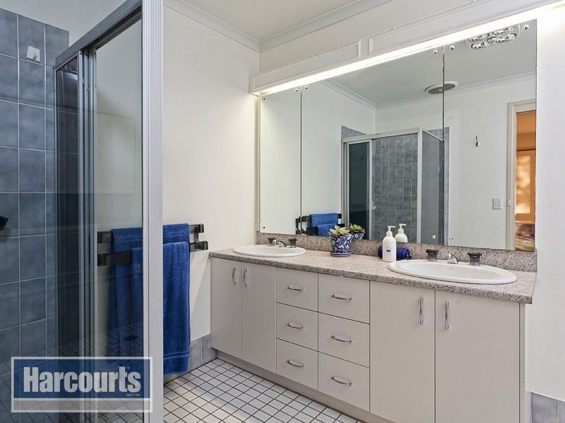 66 Bernarra Street, The Gap QLD 4061