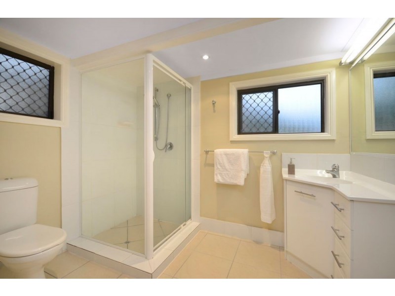 11 Garrick Terrace, Herston QLD 4006