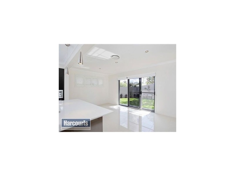 2 Patricia Drive, The Gap QLD 4061