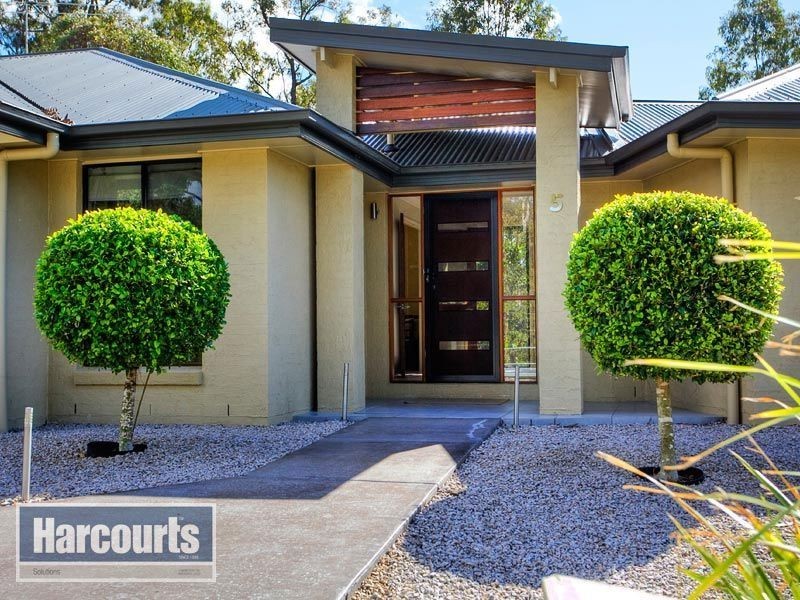 5 Ruby Court, Bunya QLD 4055