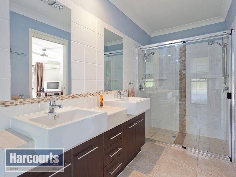 5 Ruby Court, Bunya QLD 4055