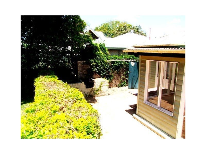 119 Dorrington Drive, Ashgrove QLD 4060