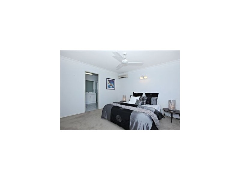 33 Parkside Crescent, The Gap QLD 4061