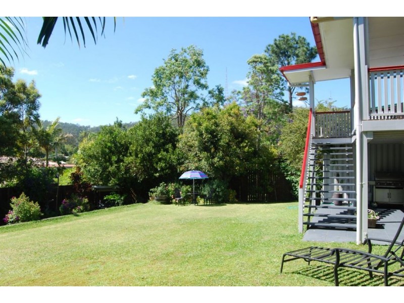 4 Barrabooka Drive, The Gap QLD 4061