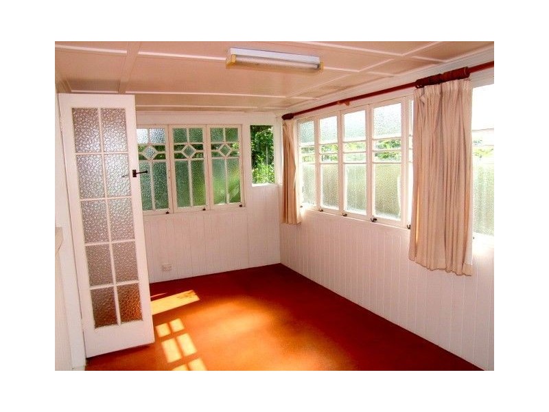 21 Theale Terrace, Ashgrove QLD 4060