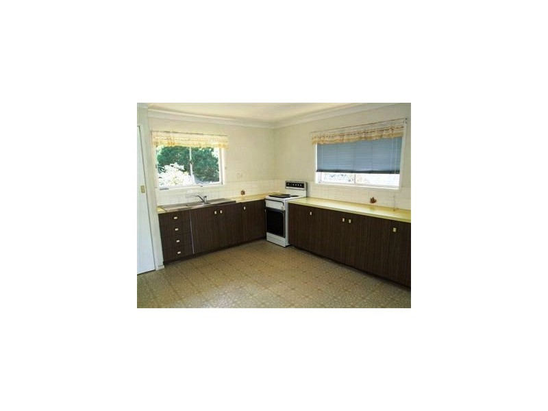 245 Fletcher Parade, Bardon QLD 4065