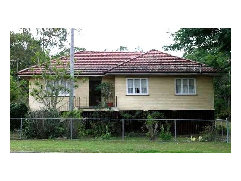 249 Fletcher Parade, Bardon QLD 4065