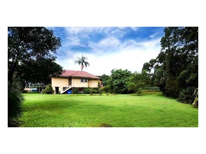 249 Fletcher Parade, Bardon QLD 4065