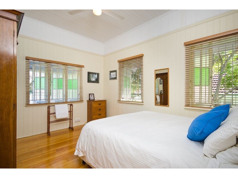 47 Hibiscus Avenue, Ashgrove QLD 4060
