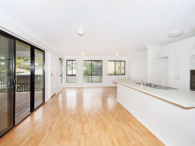 11 Donegal Place, The Gap QLD 4061