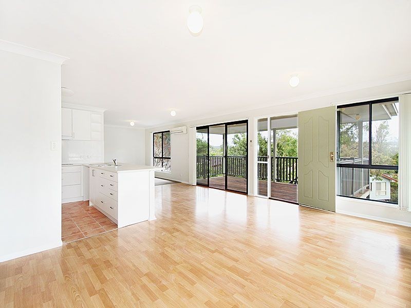 11 Donegal Place, The Gap QLD 4061