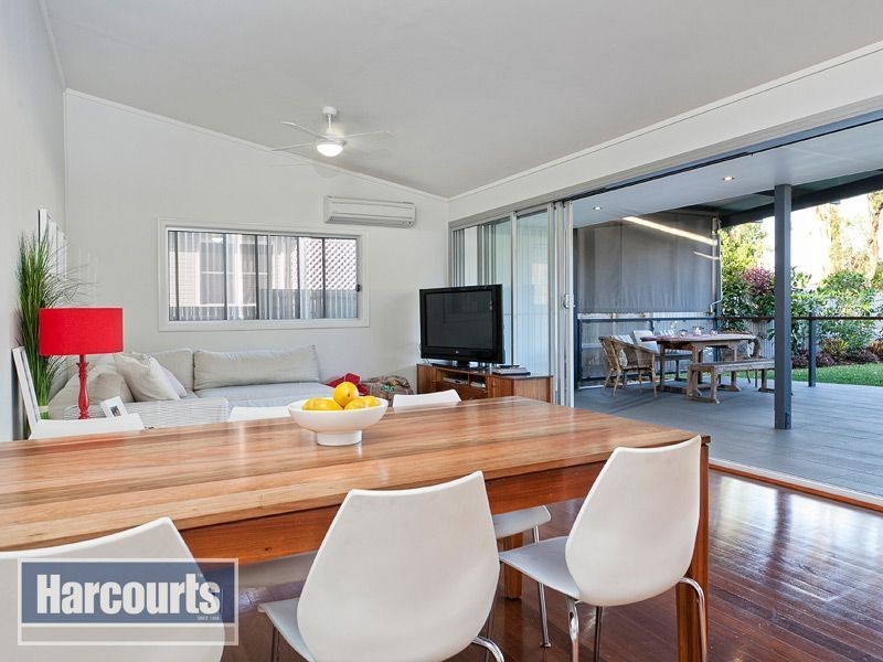 27 Glenmore Street, The Gap QLD 4061