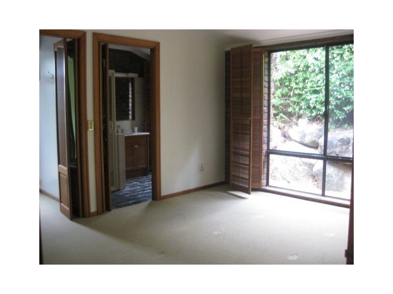 6 Coolehull Street, The Gap QLD 4061