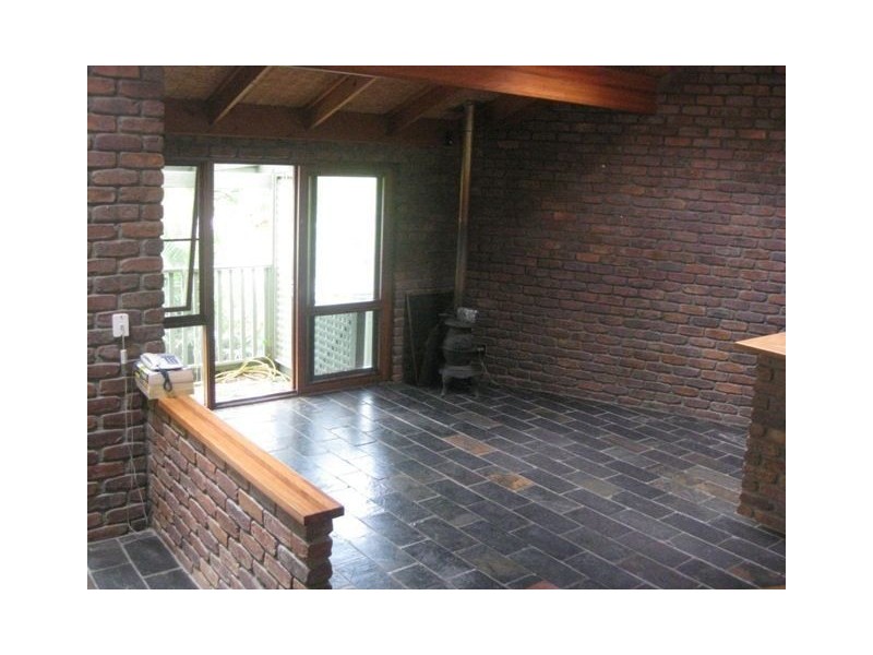 6 Coolehull Street, The Gap QLD 4061