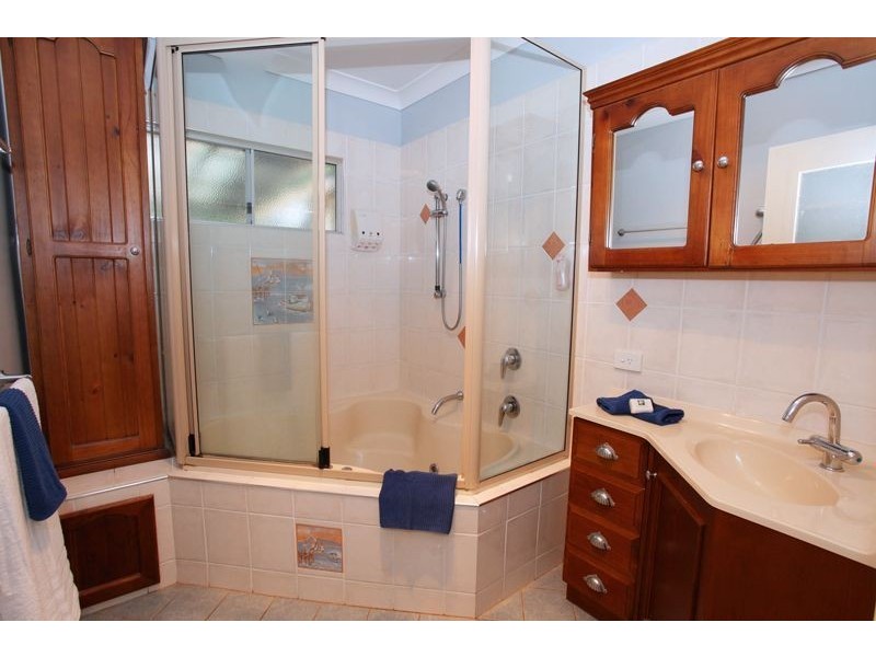 5 Grimstone Street, Keperra QLD 4054