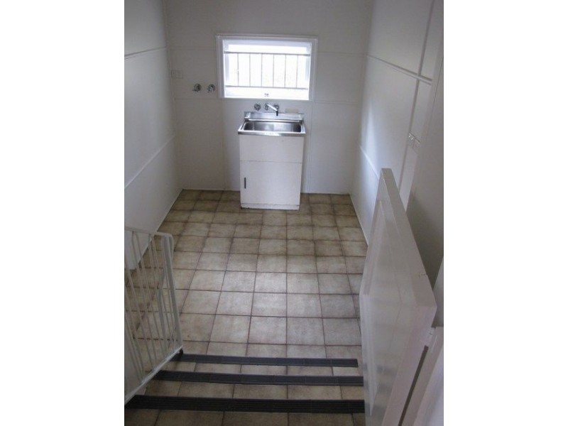 12 Paten Road, The Gap QLD 4061