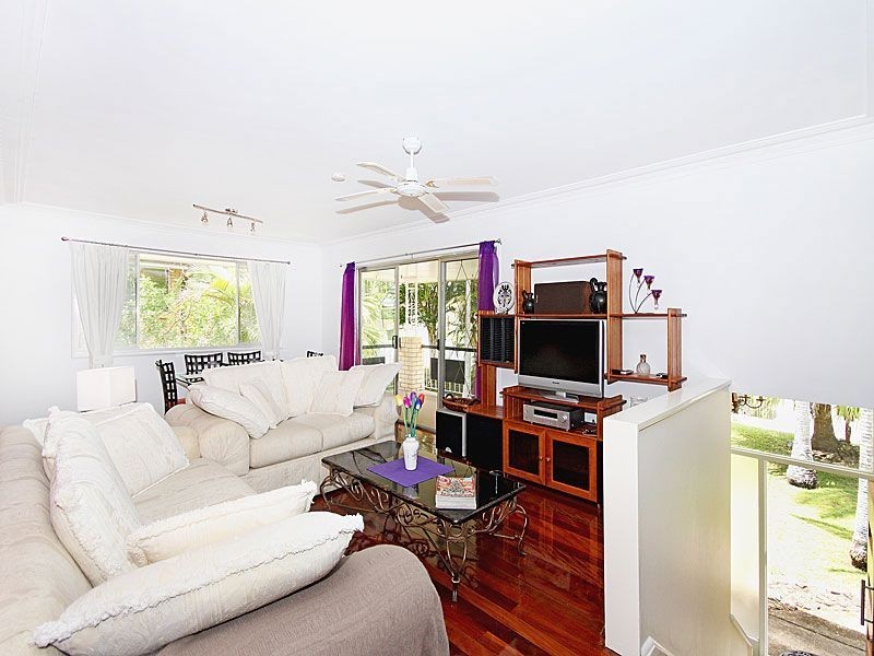 11 Grenoble Street, The Gap QLD 4061
