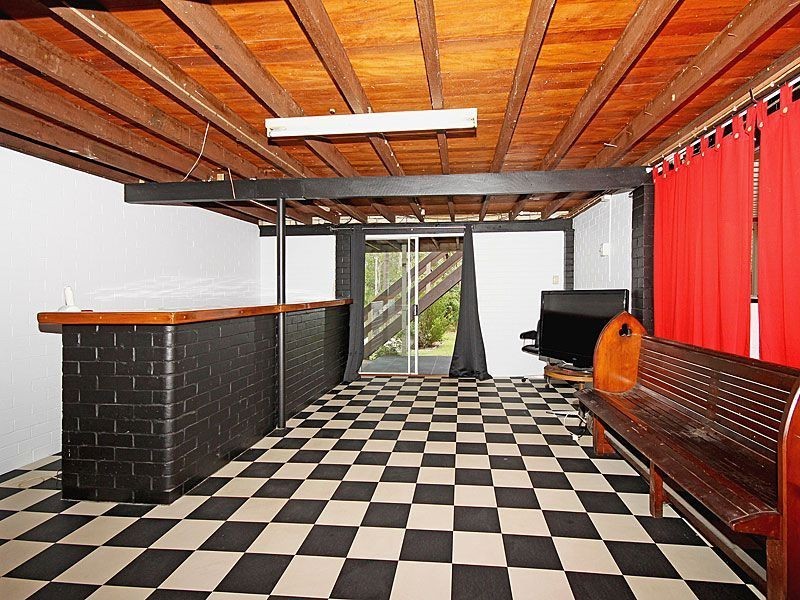 11 Grenoble Street, The Gap QLD 4061