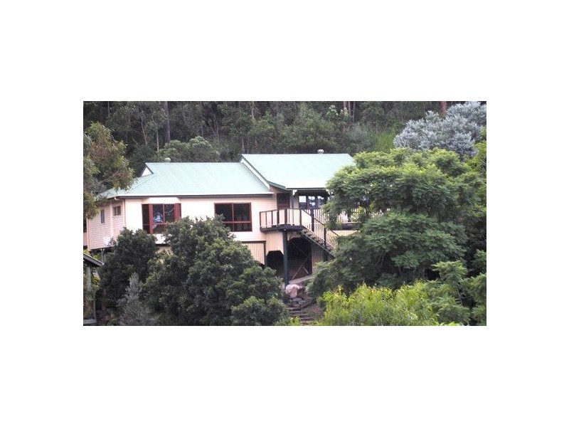 17 Wollundry Place, The Gap QLD 4061