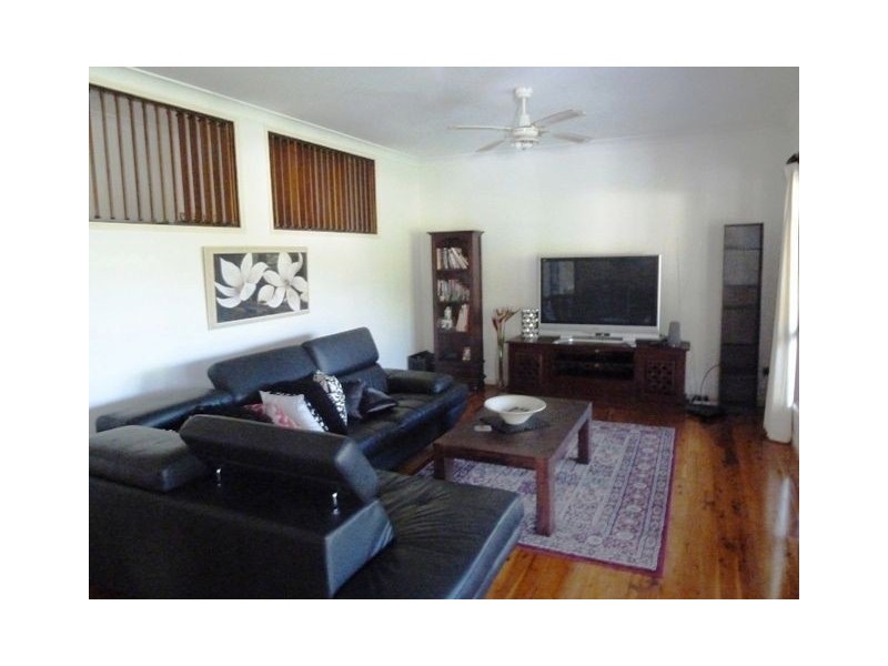 17 Wollundry Place, The Gap QLD 4061