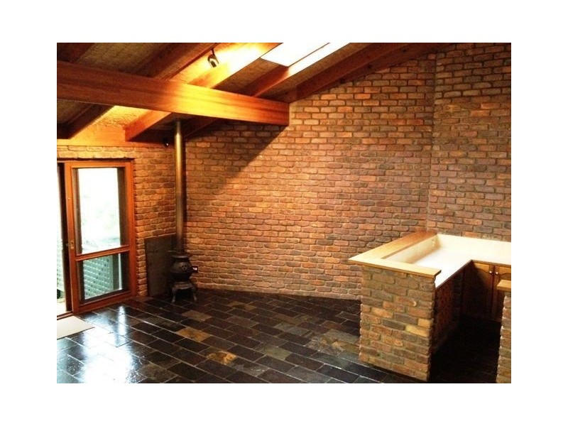 6 Coolehull Street, The Gap QLD 4061