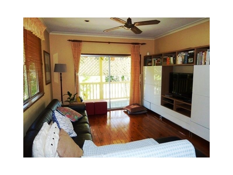 68 Lizzie Street, Bardon QLD 4065