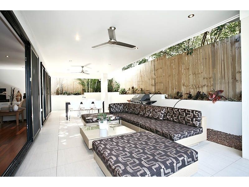 22 Gresham Street, Ashgrove QLD 4060