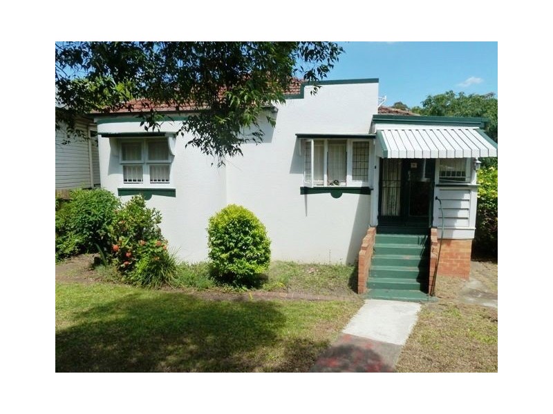 6 Stewart Place, Ashgrove QLD 4060