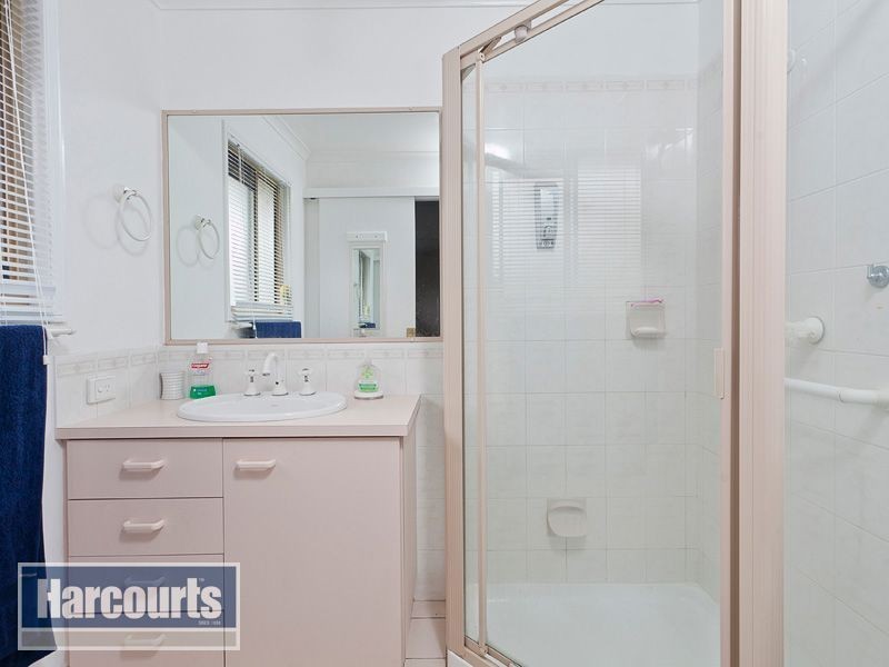 4 Forestwood Place, Arana Hills QLD 4054