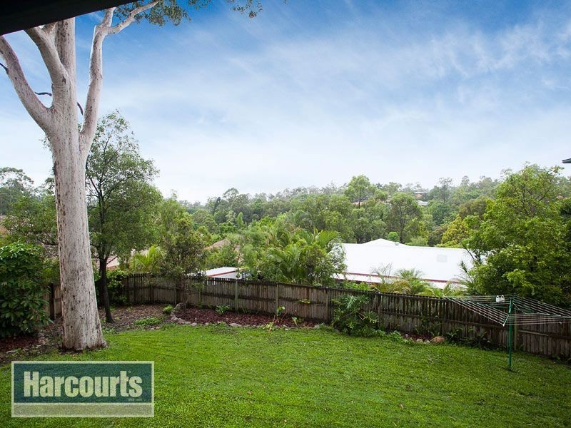 4 Forestwood Place, Arana Hills QLD 4054
