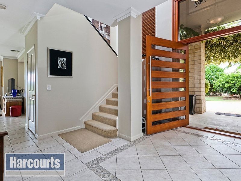35 Foothill Place, The Gap QLD 4061