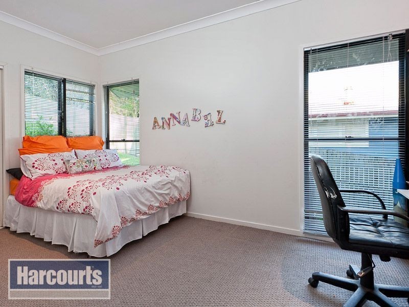 22 Ronruth Street, The Gap QLD 4061