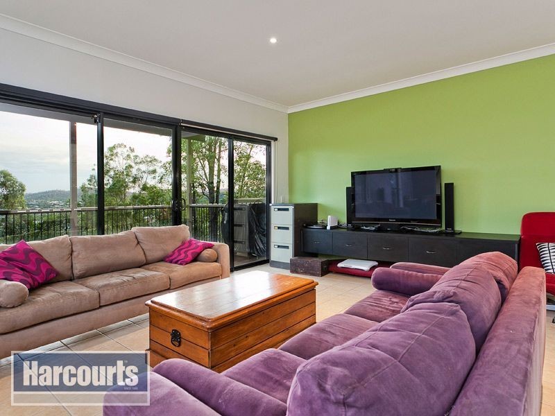 22 Ronruth Street, The Gap QLD 4061