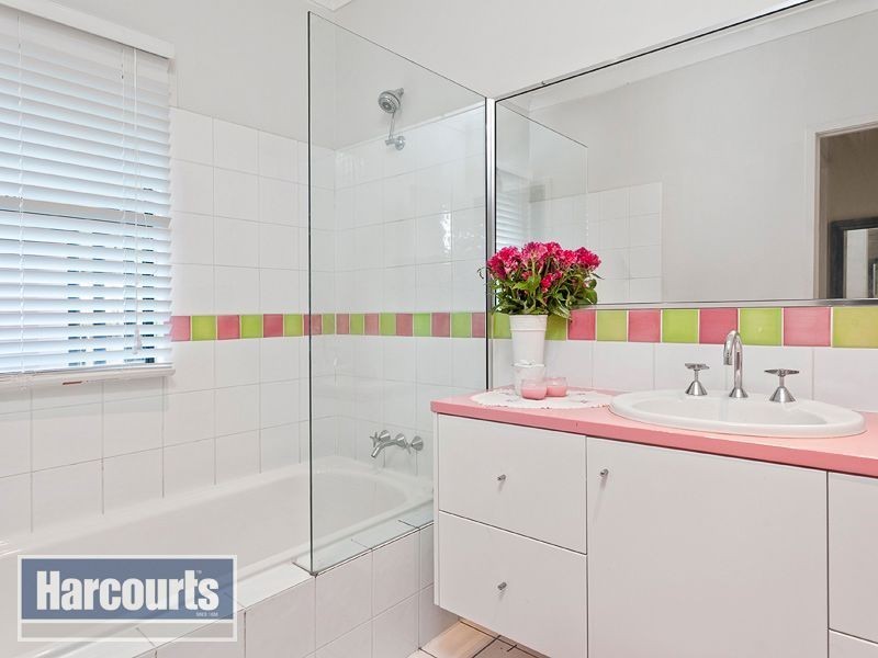 22 Ronruth Street, The Gap QLD 4061