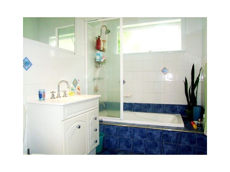 15a Jevons Street, The Gap QLD 4061