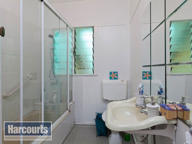 33 Ryland Street, Keperra QLD 4054