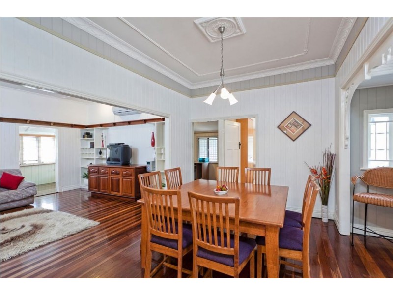 23 Hamilton Rd, Wavell Heights QLD 4012