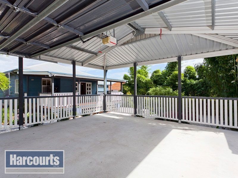 23 Hamilton Rd, Wavell Heights QLD 4012