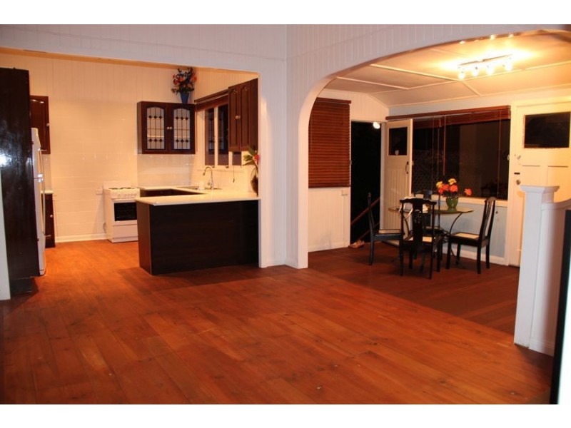 911A Waterworks Rd, The Gap QLD 4061