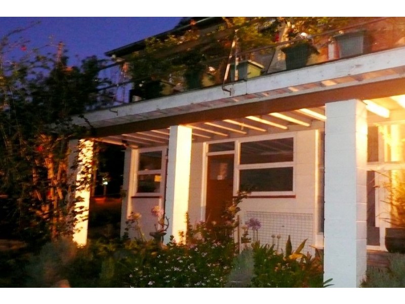 911A Waterworks Rd, The Gap QLD 4061