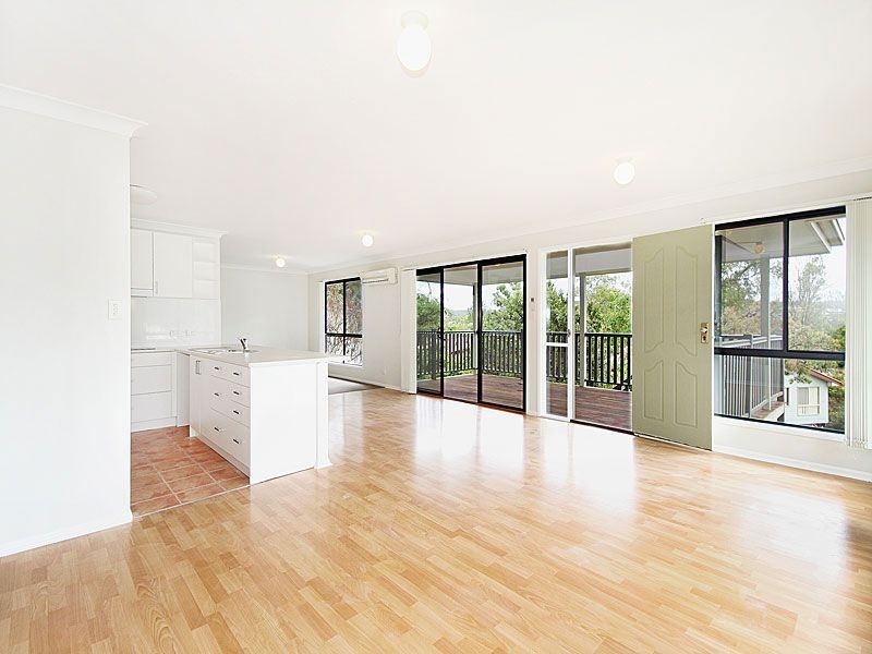 11 Donegal Place, The Gap QLD 4061