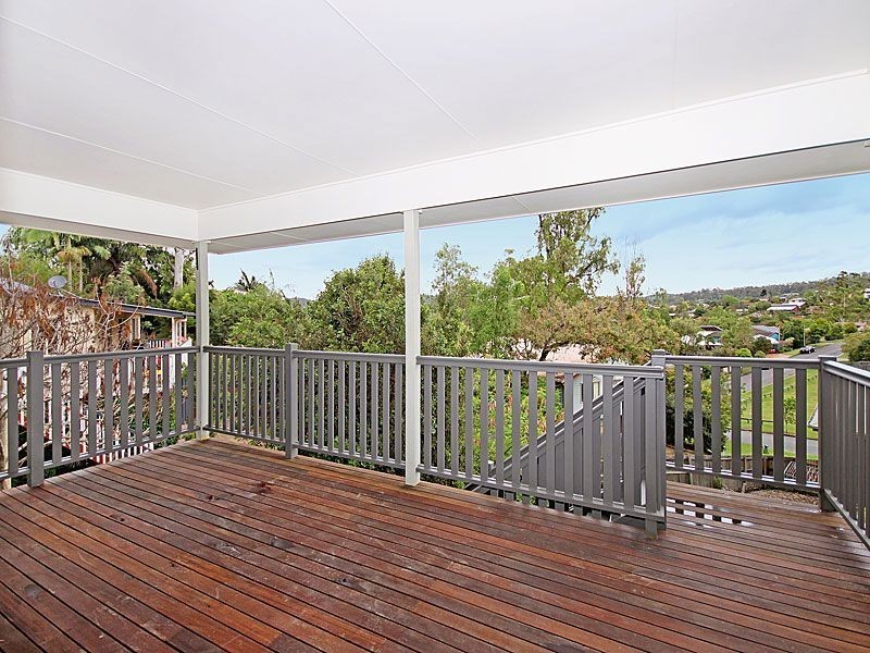 11 Donegal Place, The Gap QLD 4061