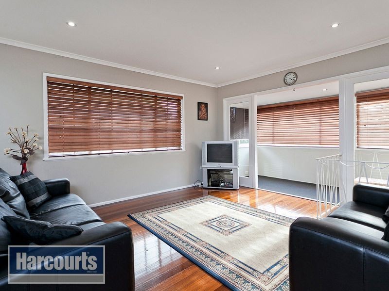 6 Pangela Street, The Gap QLD 4061