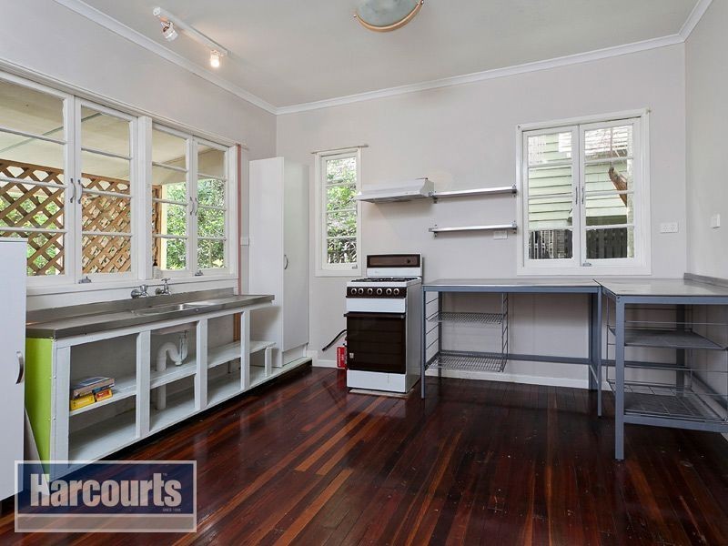 9 Harry Street, Ashgrove QLD 4060