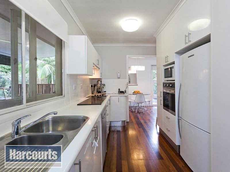 35 Osberg Street, The Gap QLD 4061