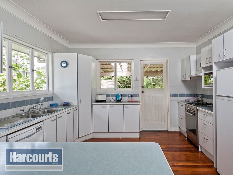 6 Madlo Street, The Gap QLD 4061