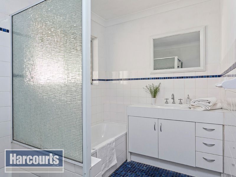 24 Eranga Street, The Gap QLD 4061