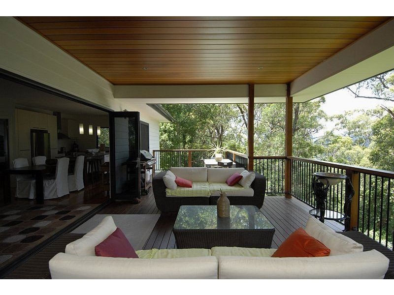 11 Wentworth Avenue, Mount Nebo QLD 4520