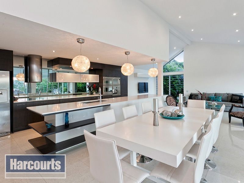 16 Ballybritt Street, The Gap QLD 4061